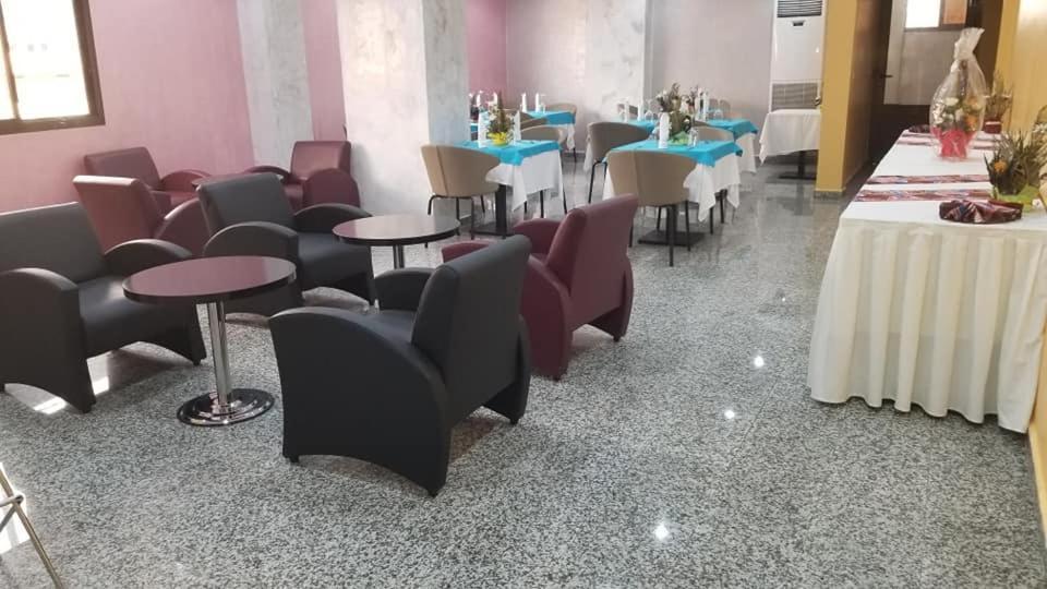 Hotel Jouvence International Yaoundé Dış mekan fotoğraf